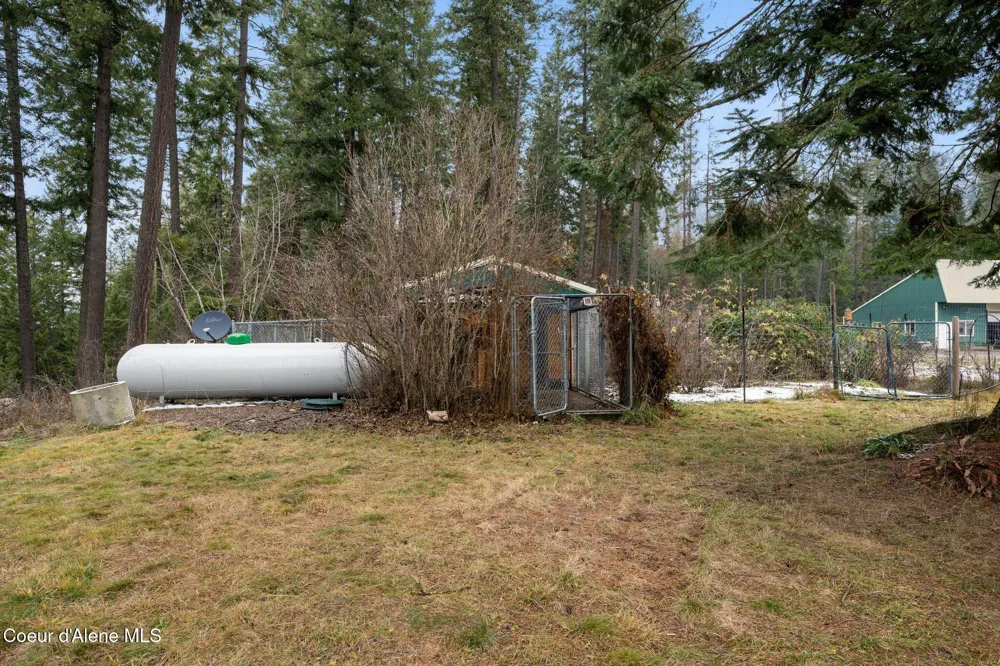 58250 Hwy 200 Clark Fork, ID 83811