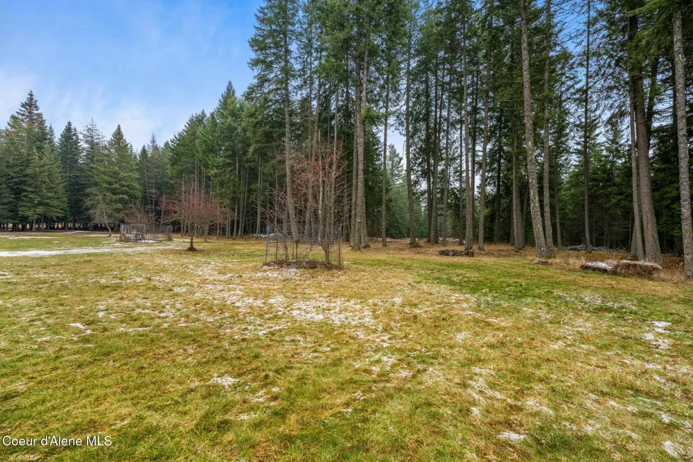 58250 Hwy 200 Clark Fork, ID 83811