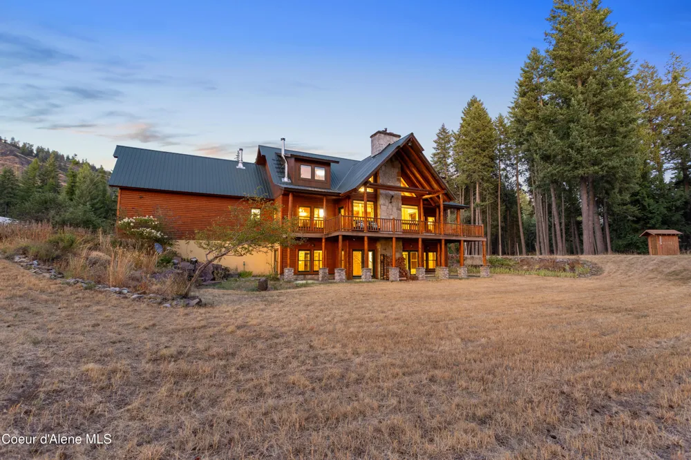 58250 Hwy 200 Clark Fork, ID 83811