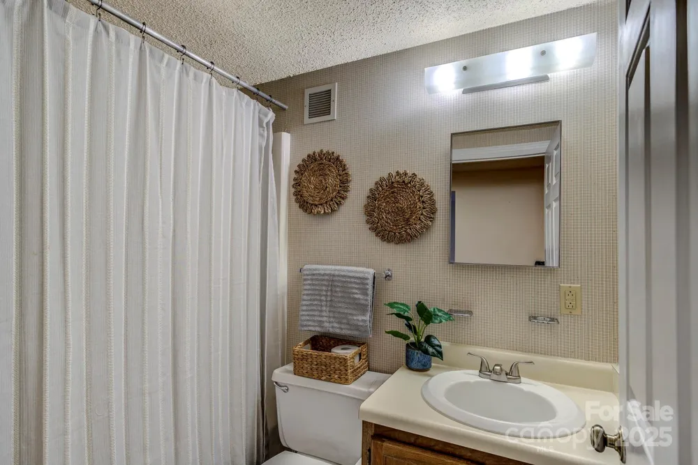 303 Sugar Top Drive #2313 Sugar Mountain, NC 28604
