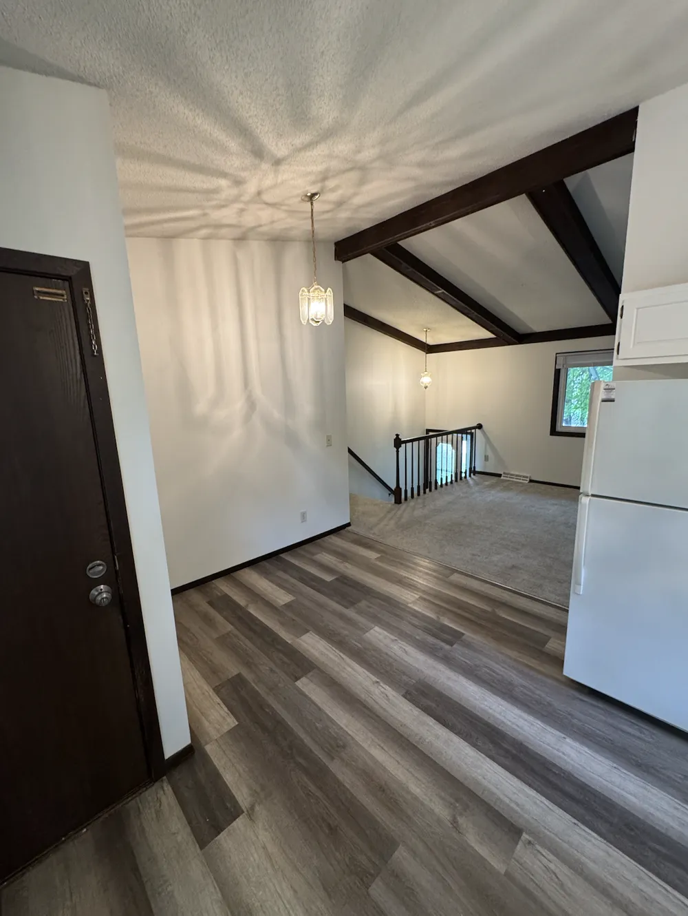 571 County Road B E Maplewood, MN 55117
