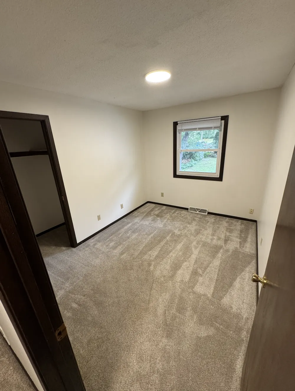 571 County Road B E Maplewood, MN 55117