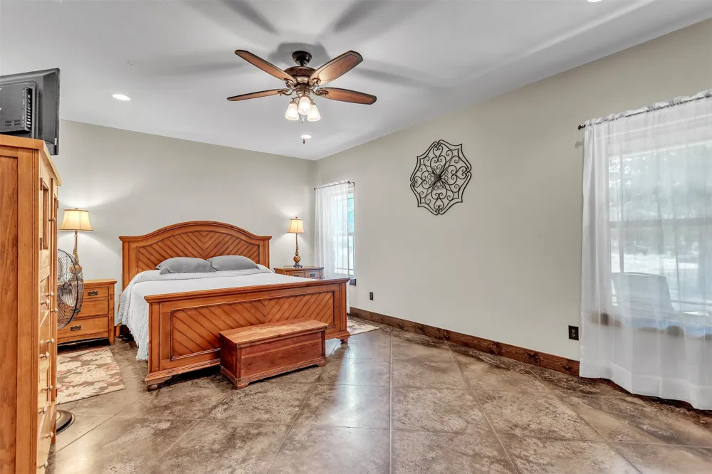 337 County Road 3535 Saltillo, TX 75478