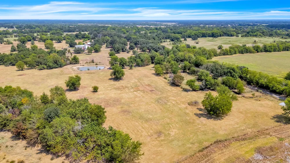 337 County Road 3535 Saltillo, TX 75478