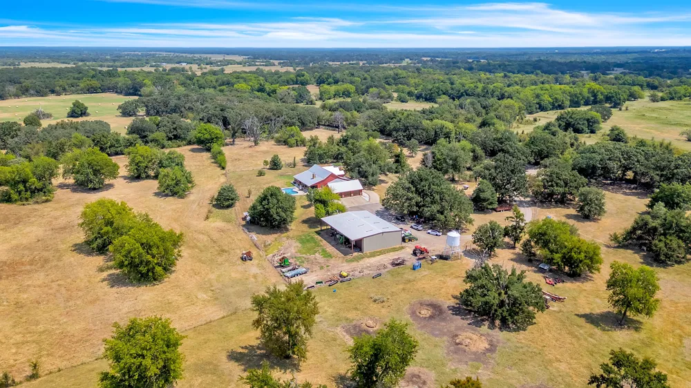 337 County Road 3535 Saltillo, TX 75478