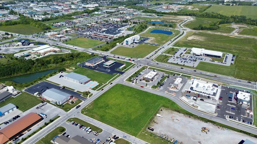 10935-11005 Delaware Parkway Crown Point, IN 46307