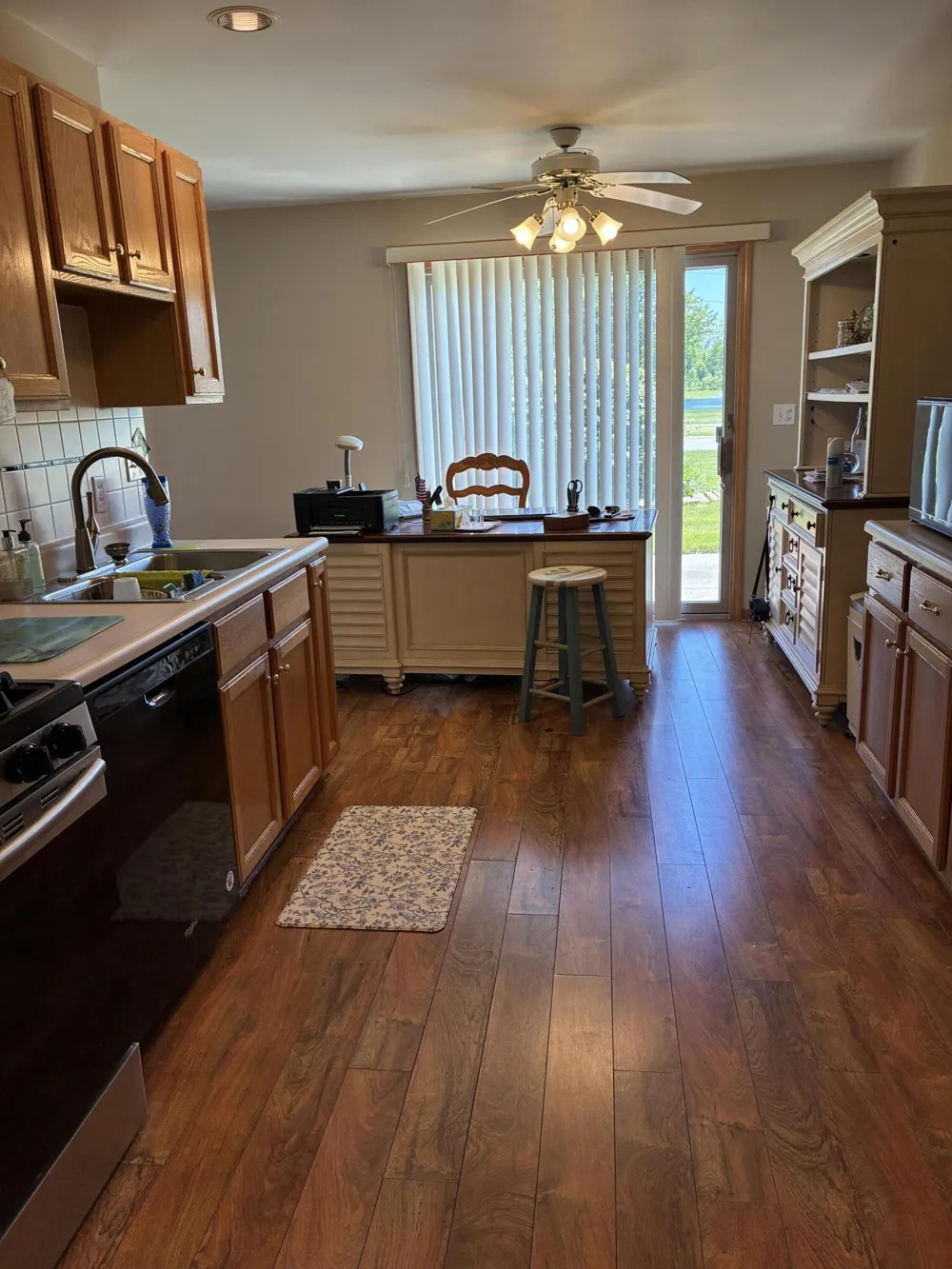 523 Hidden Oak Drive Hobart, IN 46342