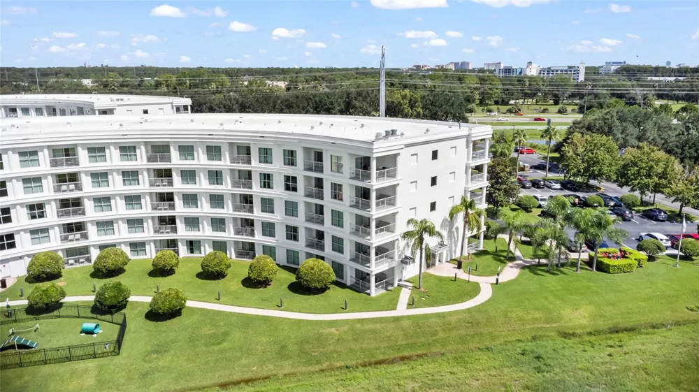 225 CELEBRATION PLACE #427 Celebration, FL 34747