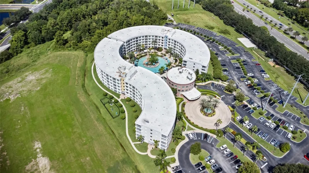 225 CELEBRATION PLACE #427 Celebration, FL 34747