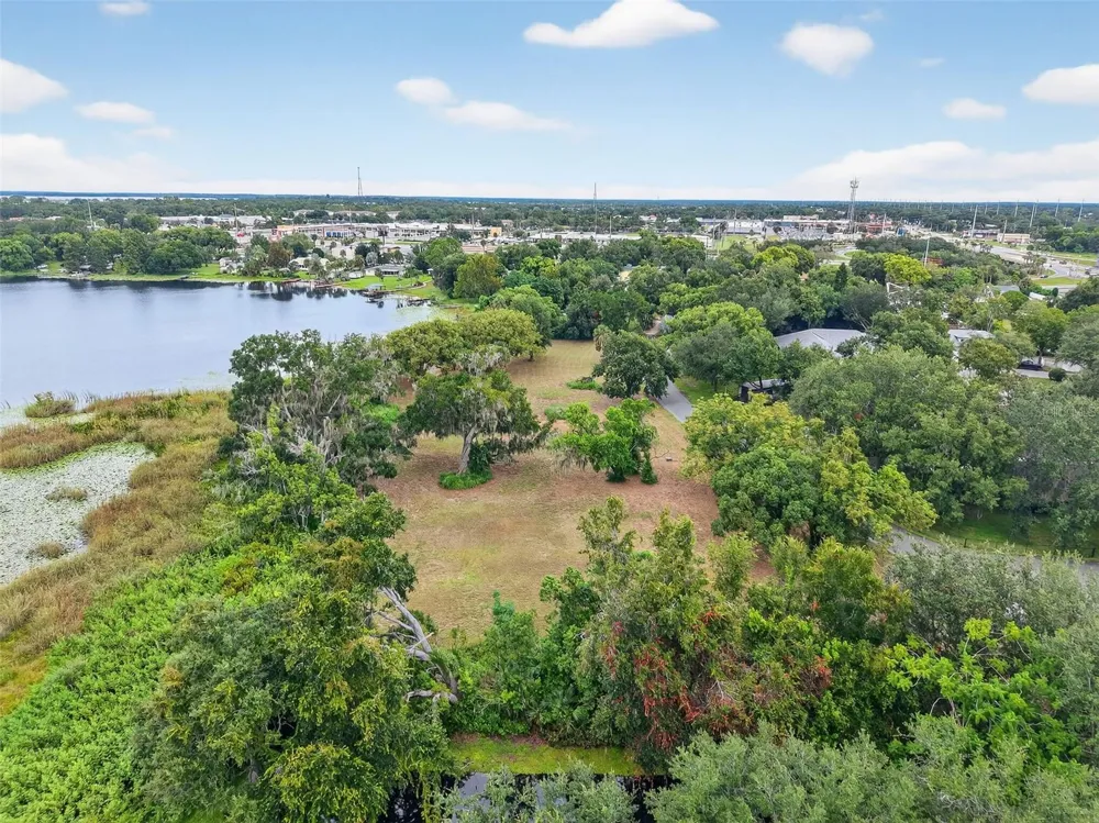 AMVETS WAY Mount Dora, FL 32757