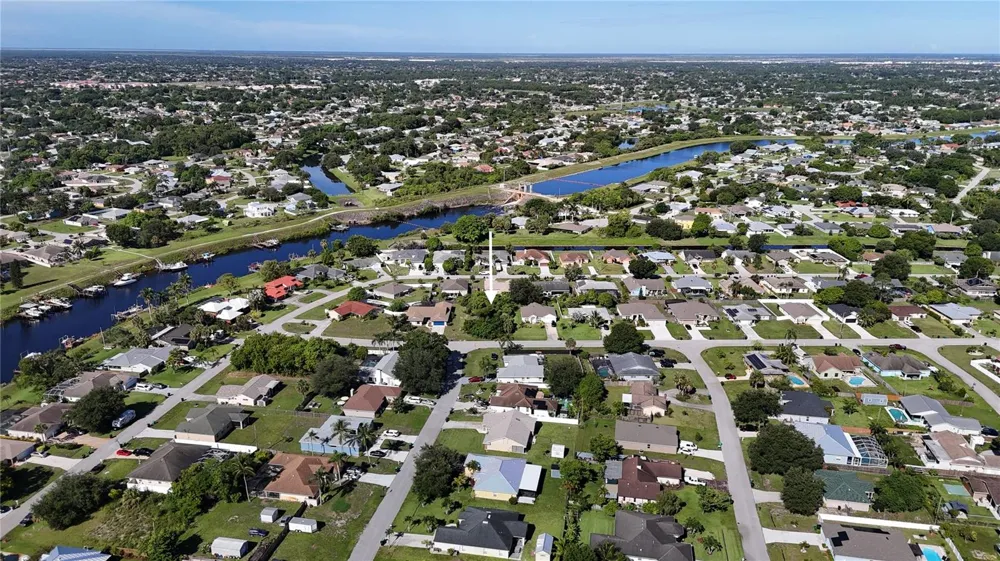2668 SW CAMEO BOULEVARD Port St Lucie, FL 34953