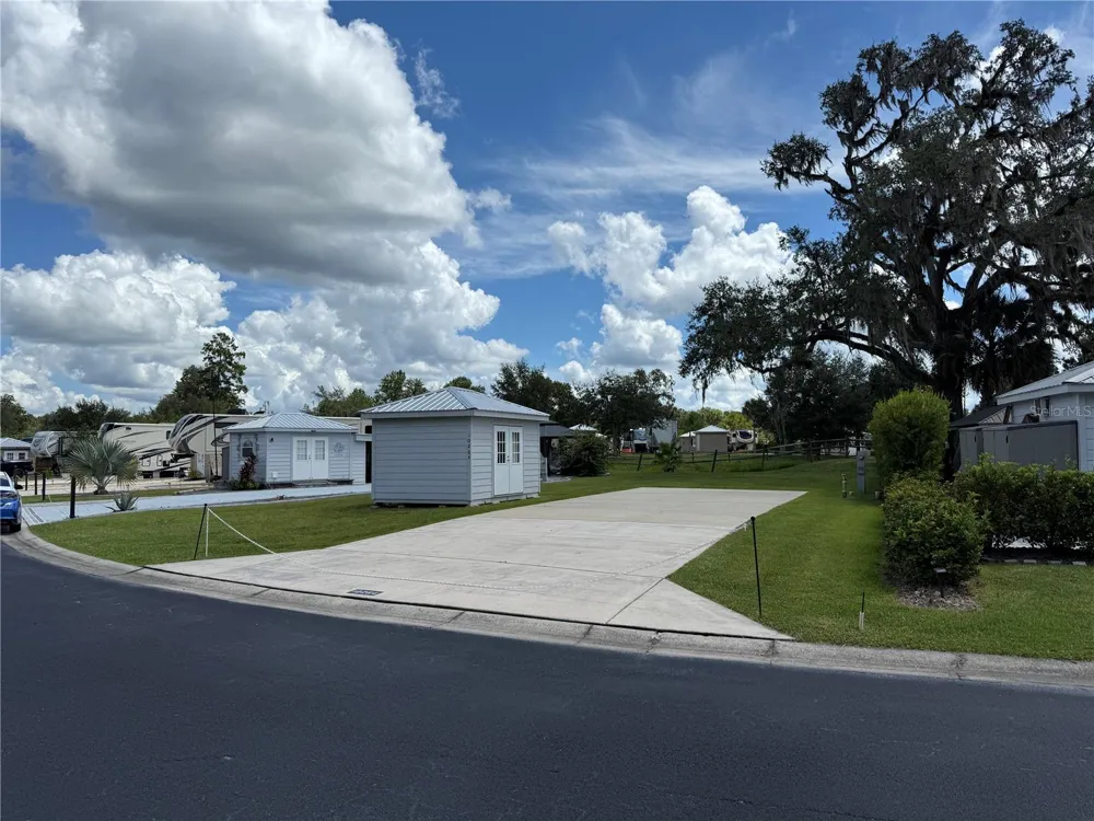 10264 NE 28TH LOOP Silver Springs, FL 34488