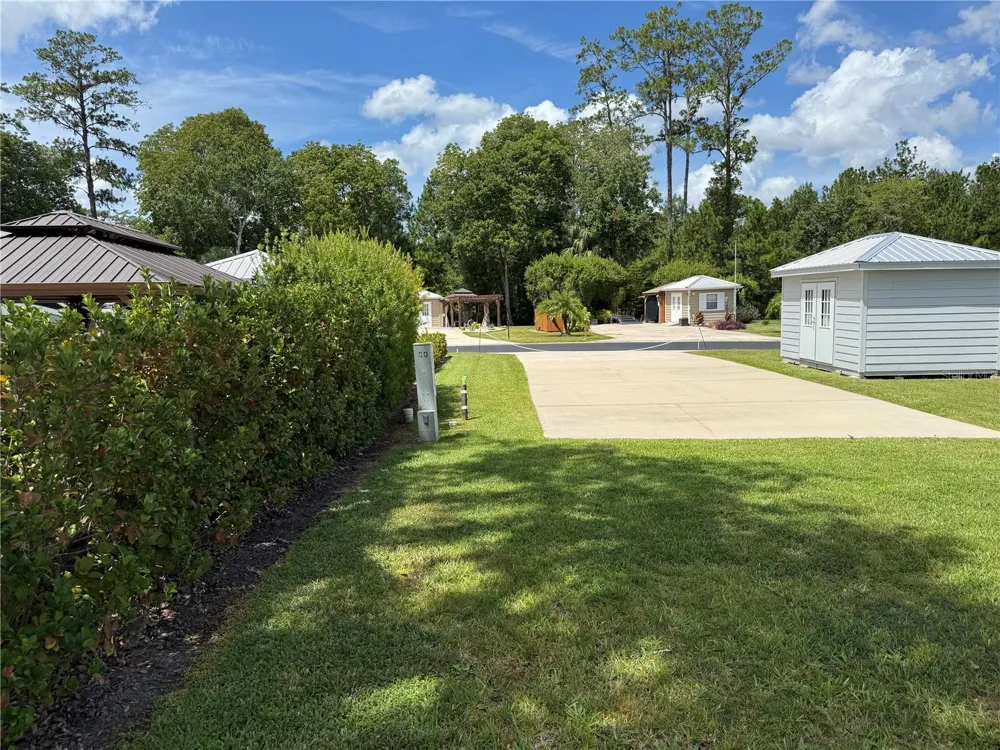 10264 NE 28TH LOOP Silver Springs, FL 34488