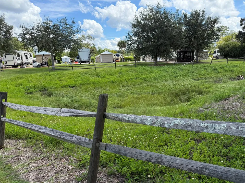 10264 NE 28TH LOOP Silver Springs, FL 34488