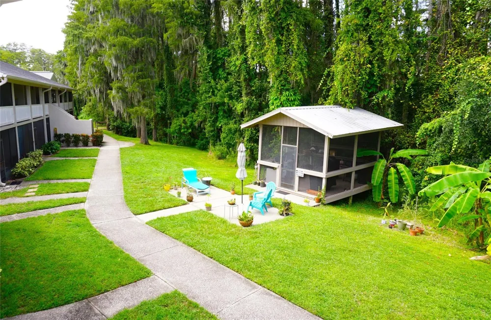 20893 HAULOVER COVE #8 Lutz, FL 33558