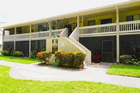 20893 HAULOVER COVE #8