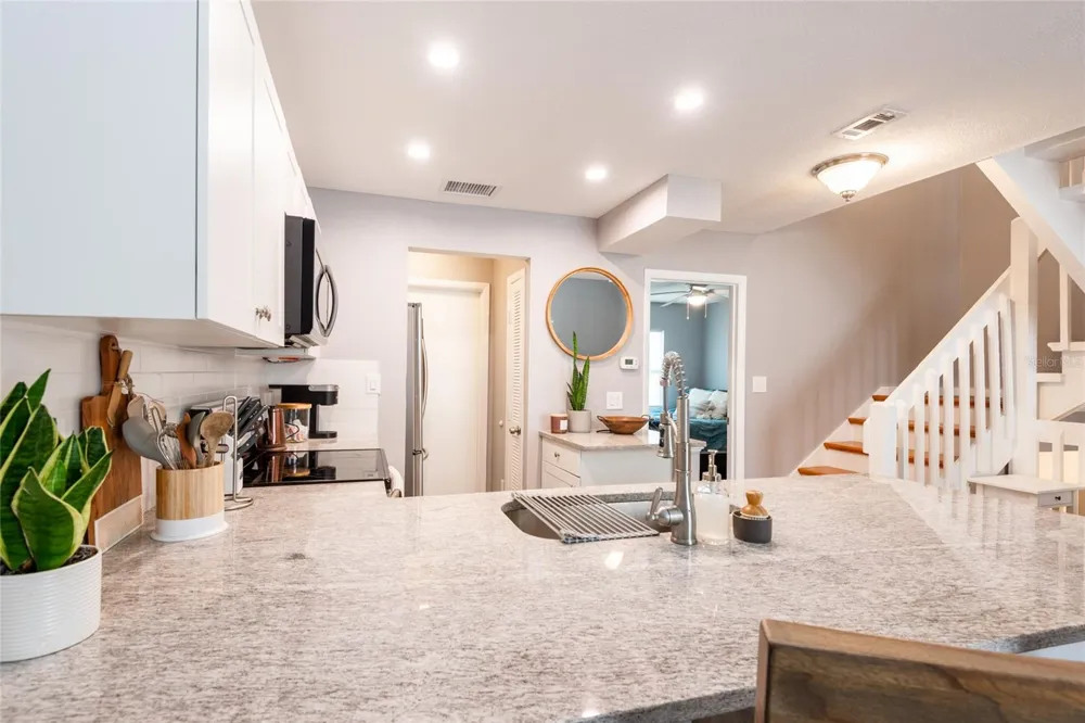 2643 ST JOSEPHS DRIVE W Dunedin, FL 34698
