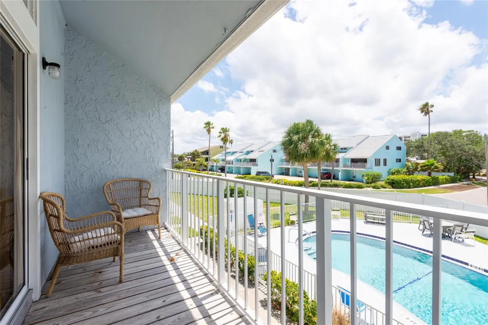 2643 ST JOSEPHS DRIVE W Dunedin, FL 34698