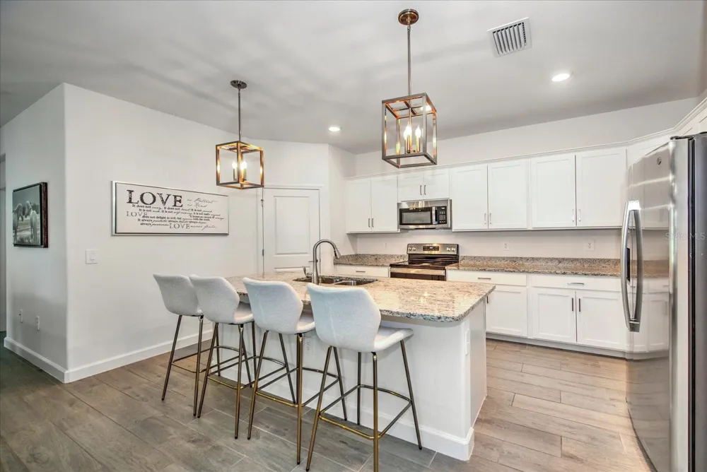 3254 WESTON MANOR DRIVE Alva, FL 33920