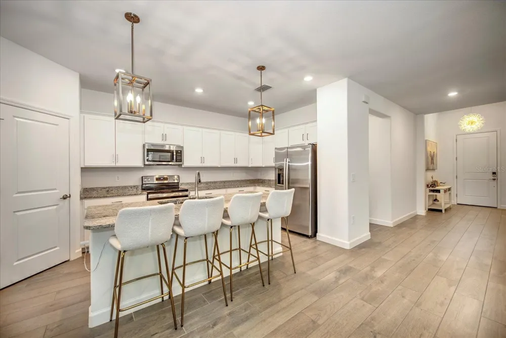 3254 WESTON MANOR DRIVE Alva, FL 33920