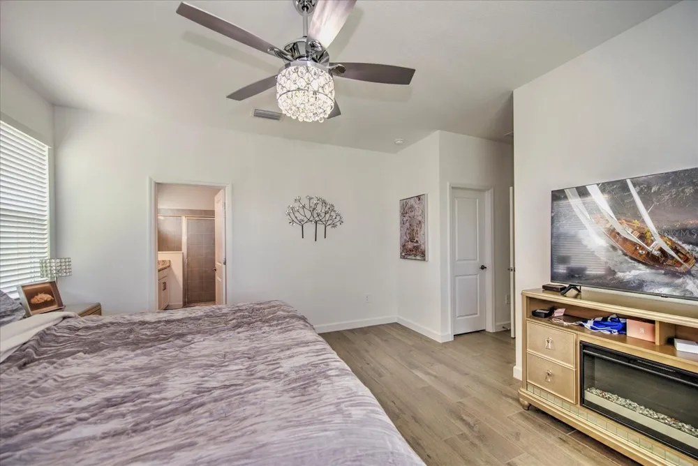 3254 WESTON MANOR DRIVE Alva, FL 33920