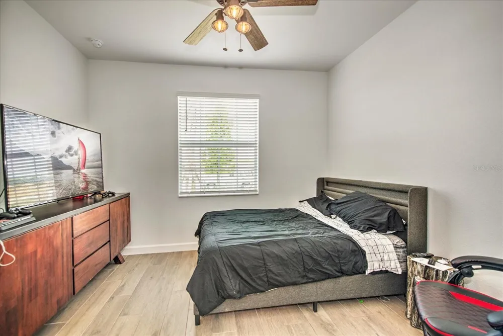 3254 WESTON MANOR DRIVE Alva, FL 33920