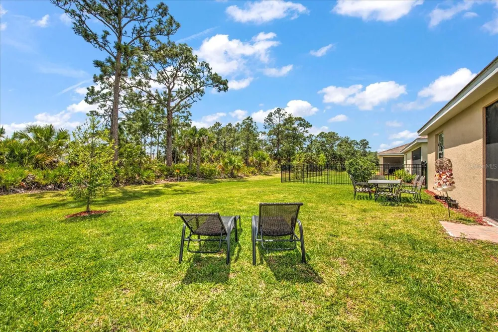 3254 WESTON MANOR DRIVE Alva, FL 33920