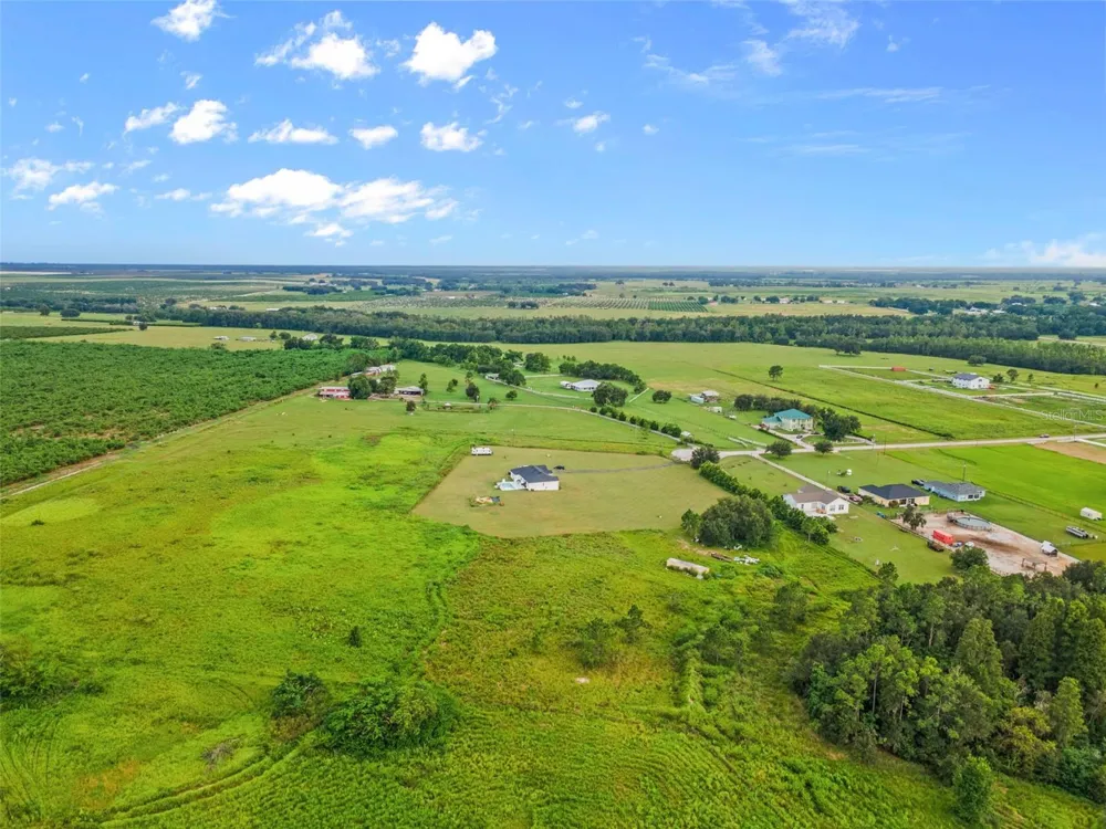 BROOKE LAKES DRIVE Fort Meade, FL 33841