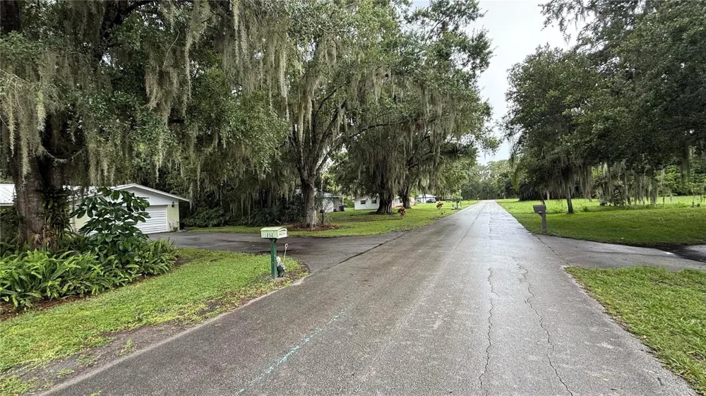 6225 SHERMAN TERRACE Sebring, FL 33876