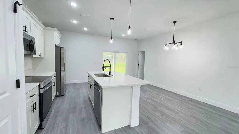 2827 W XENOX DRIVE Citrus Springs, FL 34433
