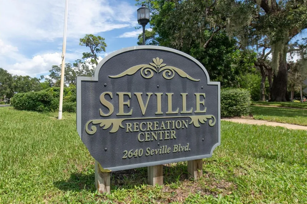 2612 PEARCE DRIVE #310 Clearwater, FL 33764