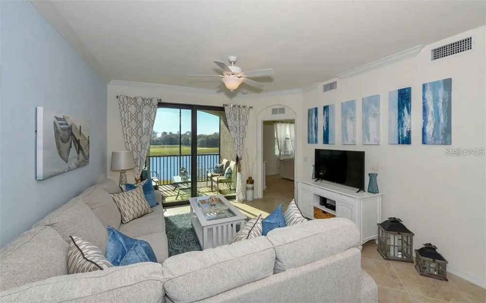 16904 VARDON TERRACE #201 Lakewood Ranch, FL 34211
