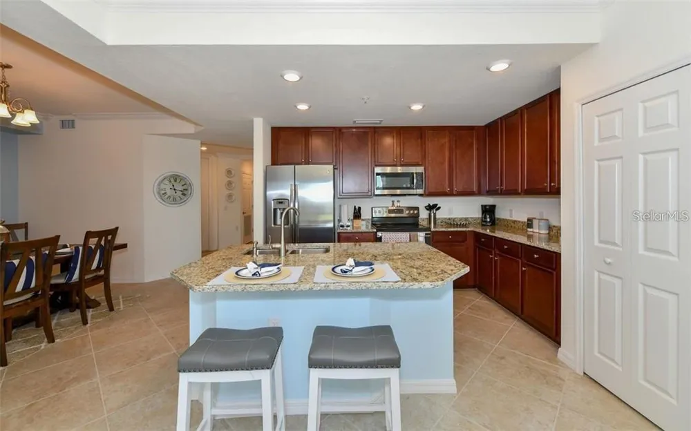 16904 VARDON TERRACE #201 Lakewood Ranch, FL 34211