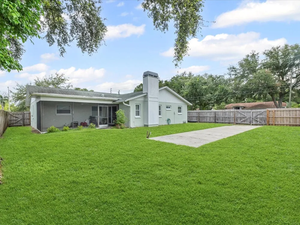 12595 93RD WAY Largo, FL 33773