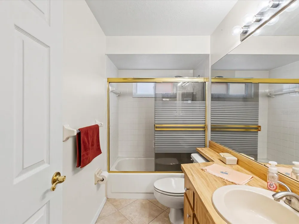 12595 93RD WAY Largo, FL 33773