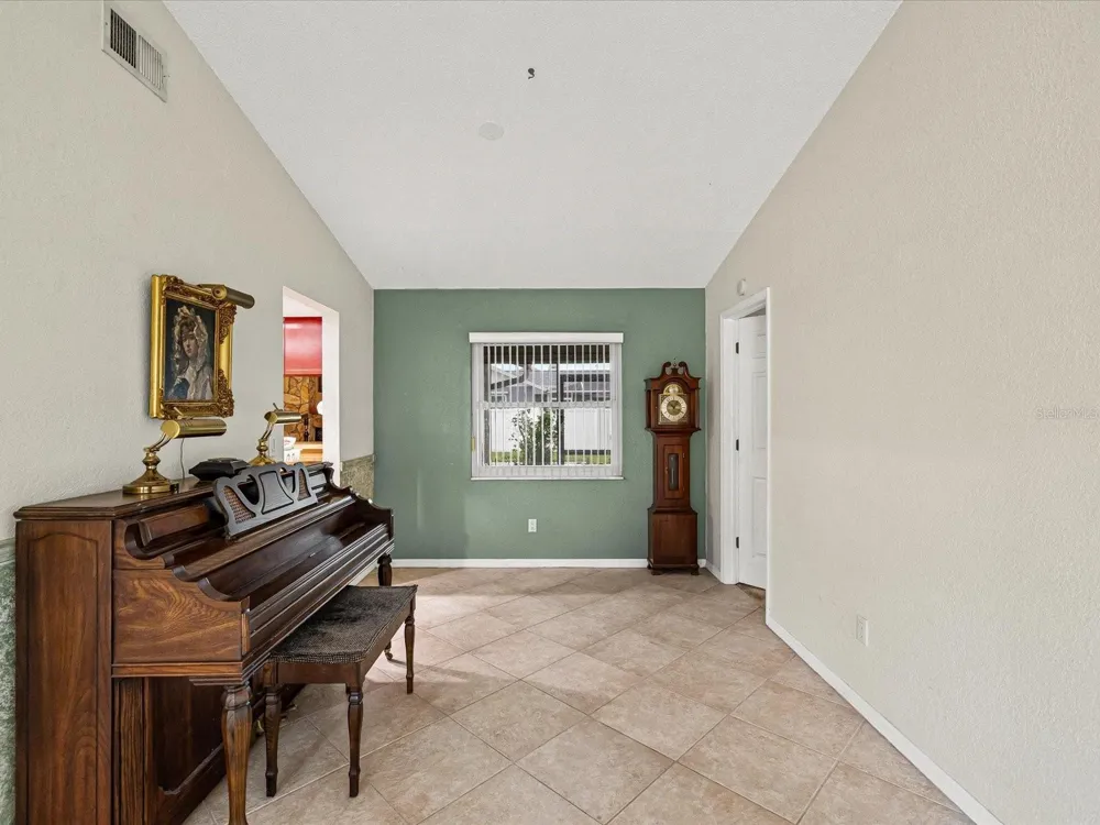 12595 93RD WAY Largo, FL 33773