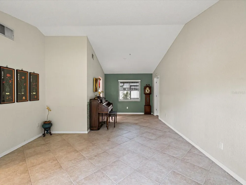 12595 93RD WAY Largo, FL 33773