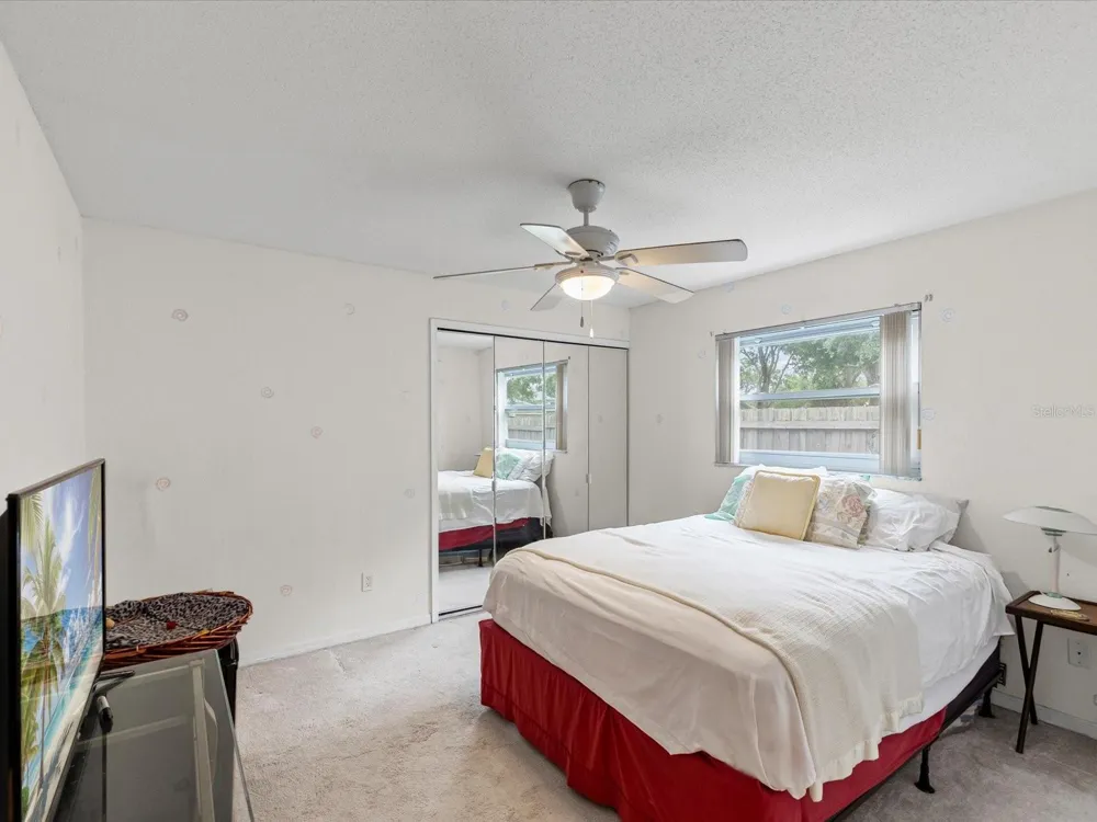 12595 93RD WAY Largo, FL 33773