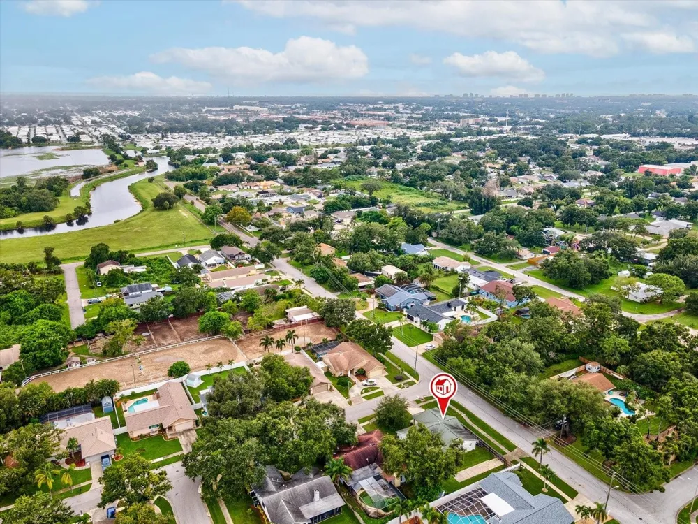 12595 93RD WAY Largo, FL 33773