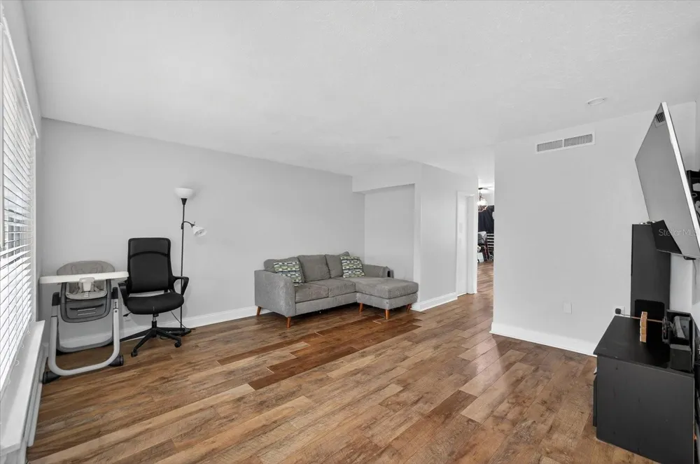 6343 23RD STREET St Petersburg, FL 33702