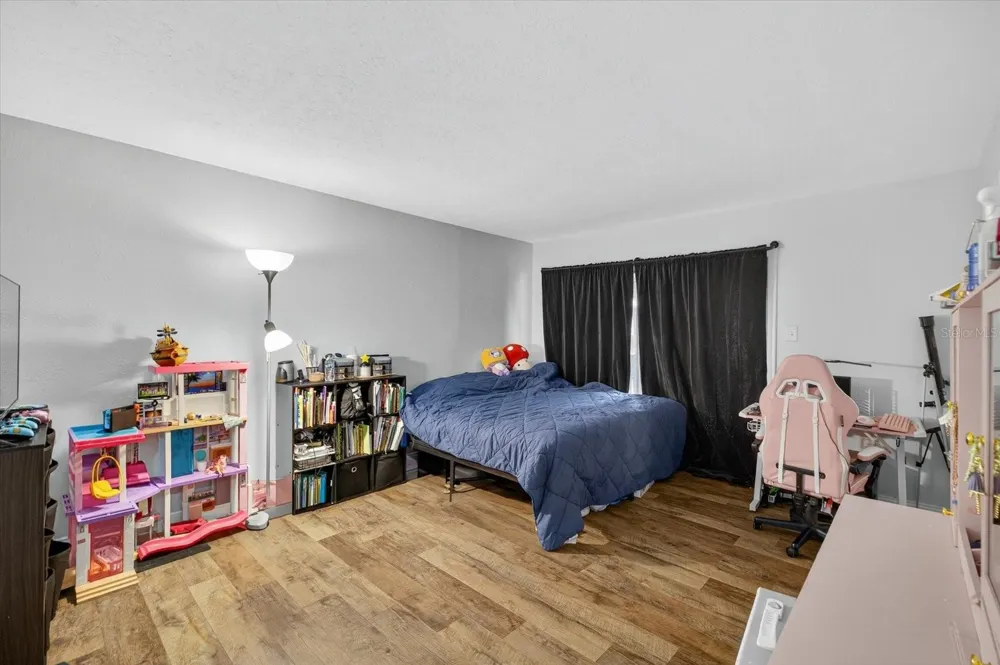 6343 23RD STREET St Petersburg, FL 33702