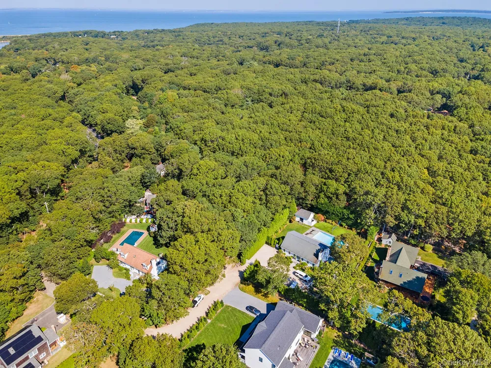 4 Calvin Street East Hampton, NY 11937