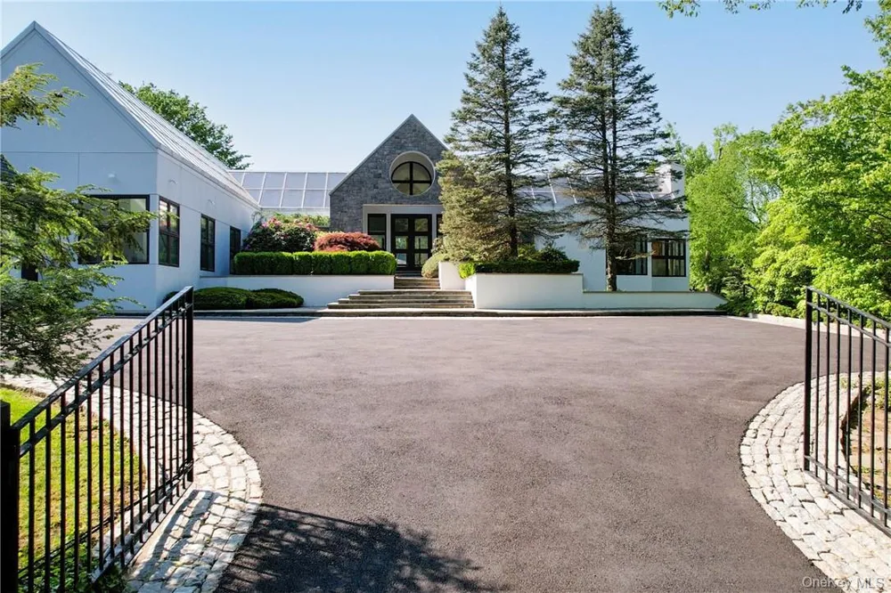 40 Polly Park Road Rye, NY 10580