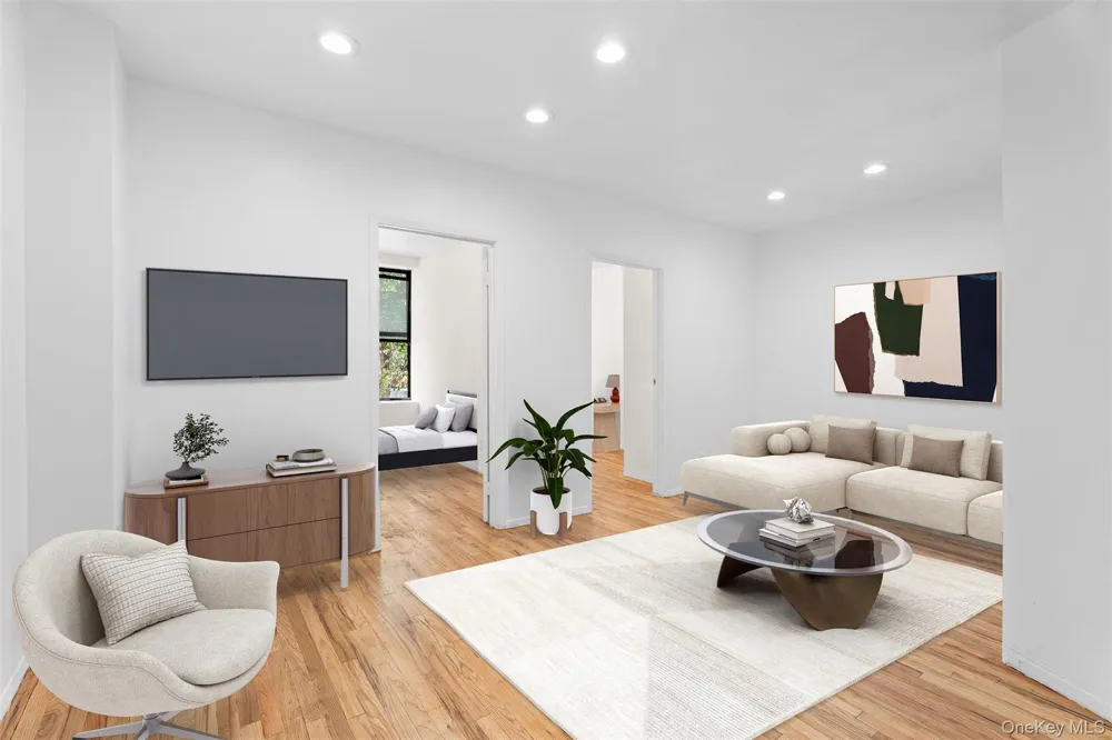 246 E 51st Street #7 New York (Manhattan), NY 10022