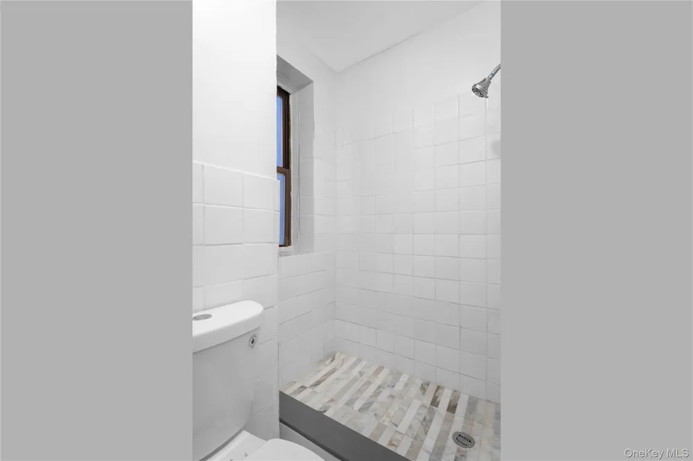 246 E 51st Street #7 New York (Manhattan), NY 10022