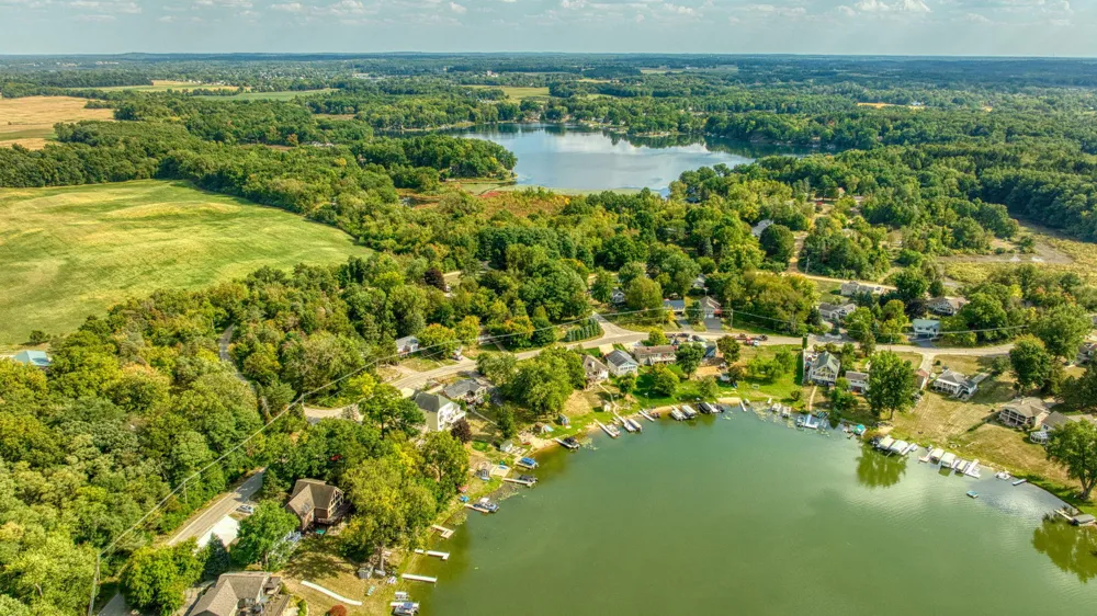 11820 Galway Drive Jerome, MI 49249
