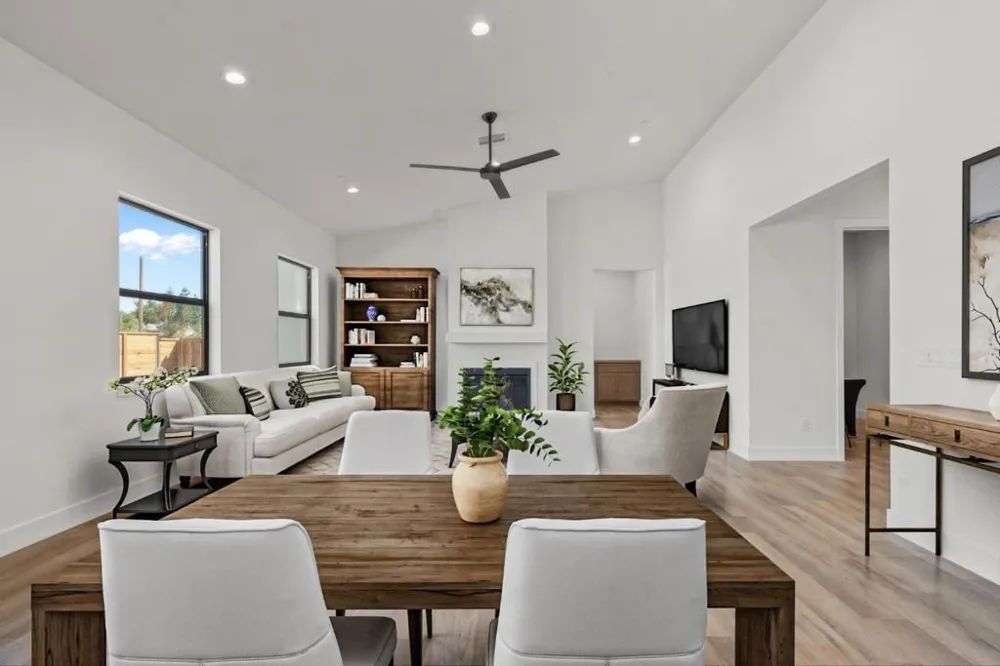 420 Maria Hollister, CA 95023
