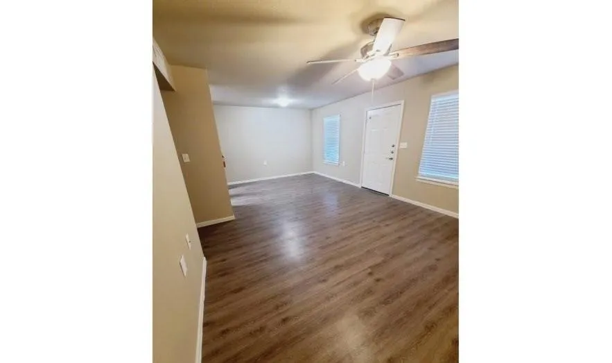 602 W Commons St Refugio, TX 78377