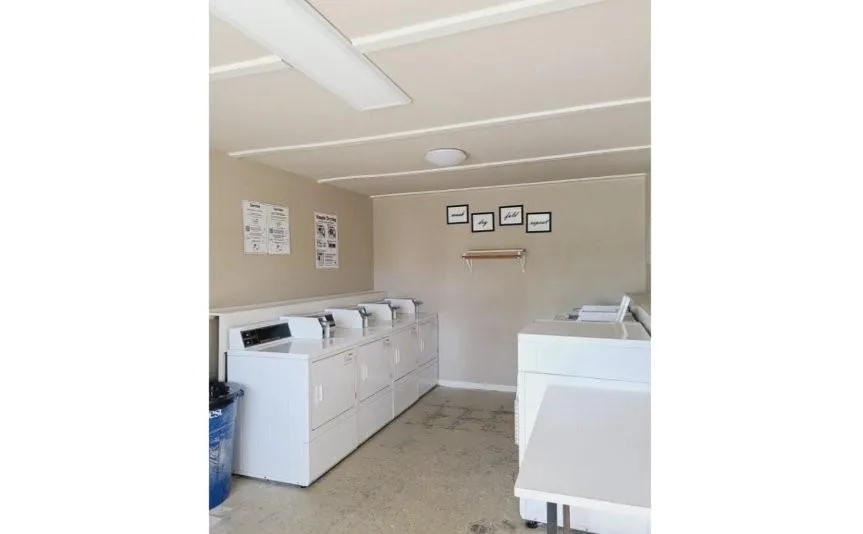 602 W Commons St Refugio, TX 78377