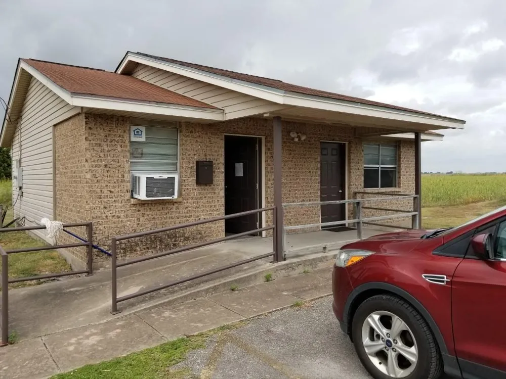 400 W Mesquite St Granger, TX 76530